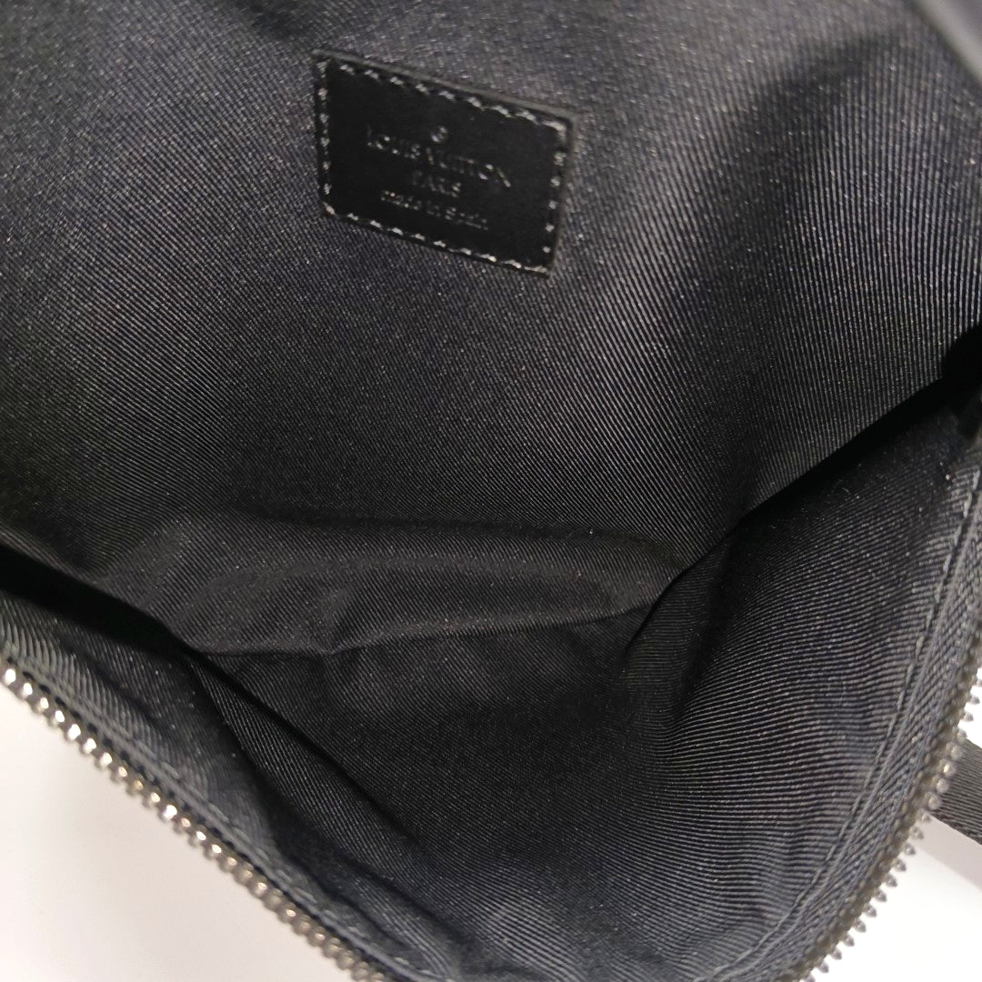 DISCOVERY PM Monogram Coated Canvas Black