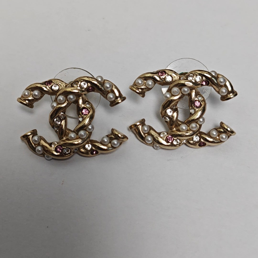 Metal Gold Stud Earrings