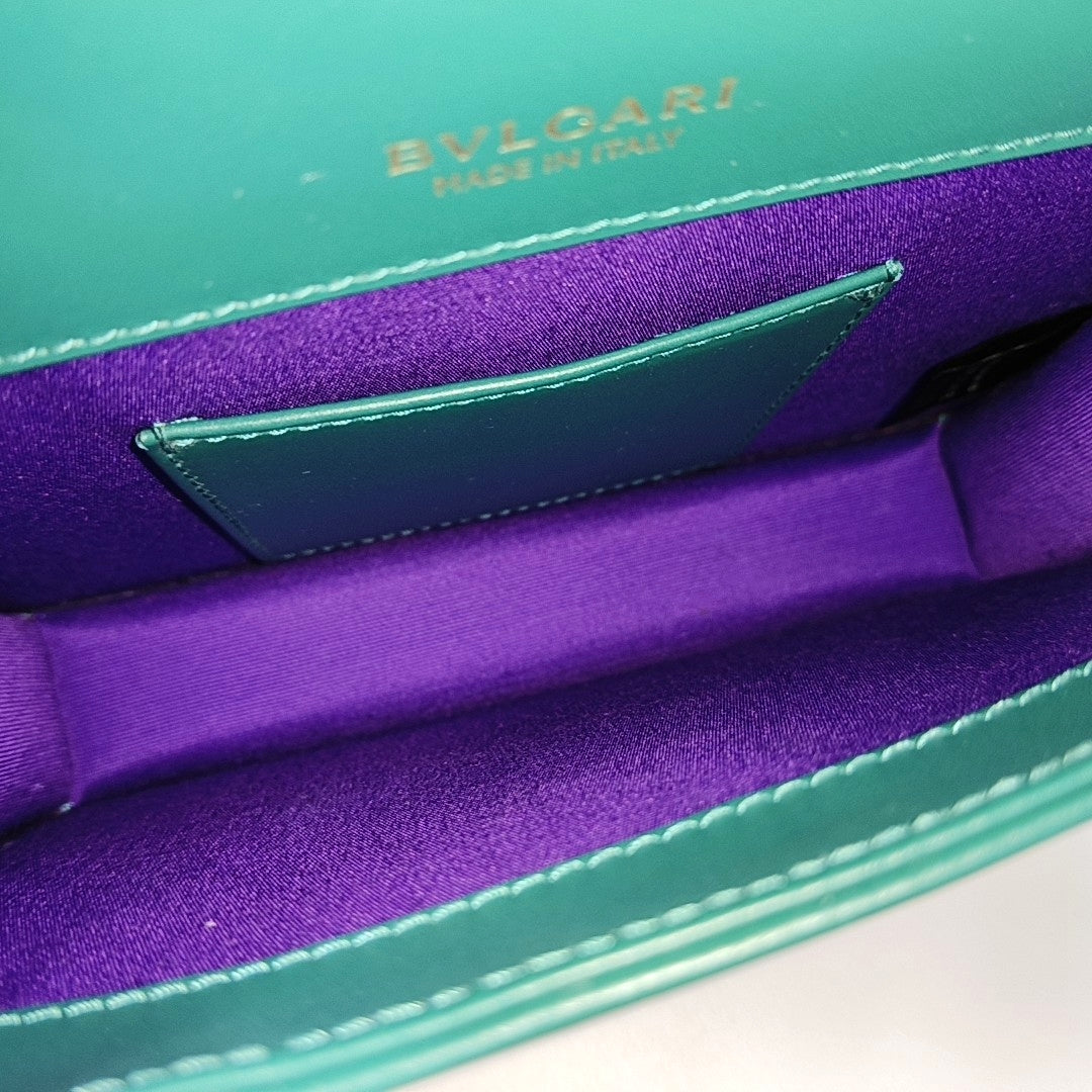 SERPENTI FOREVER Small Calfskin Green