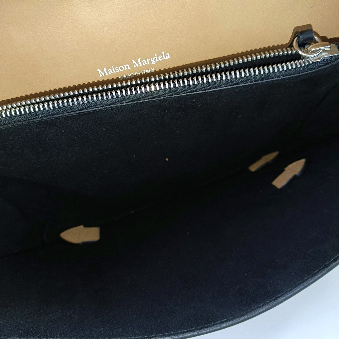 Patent Leather Shoulder Bag Black