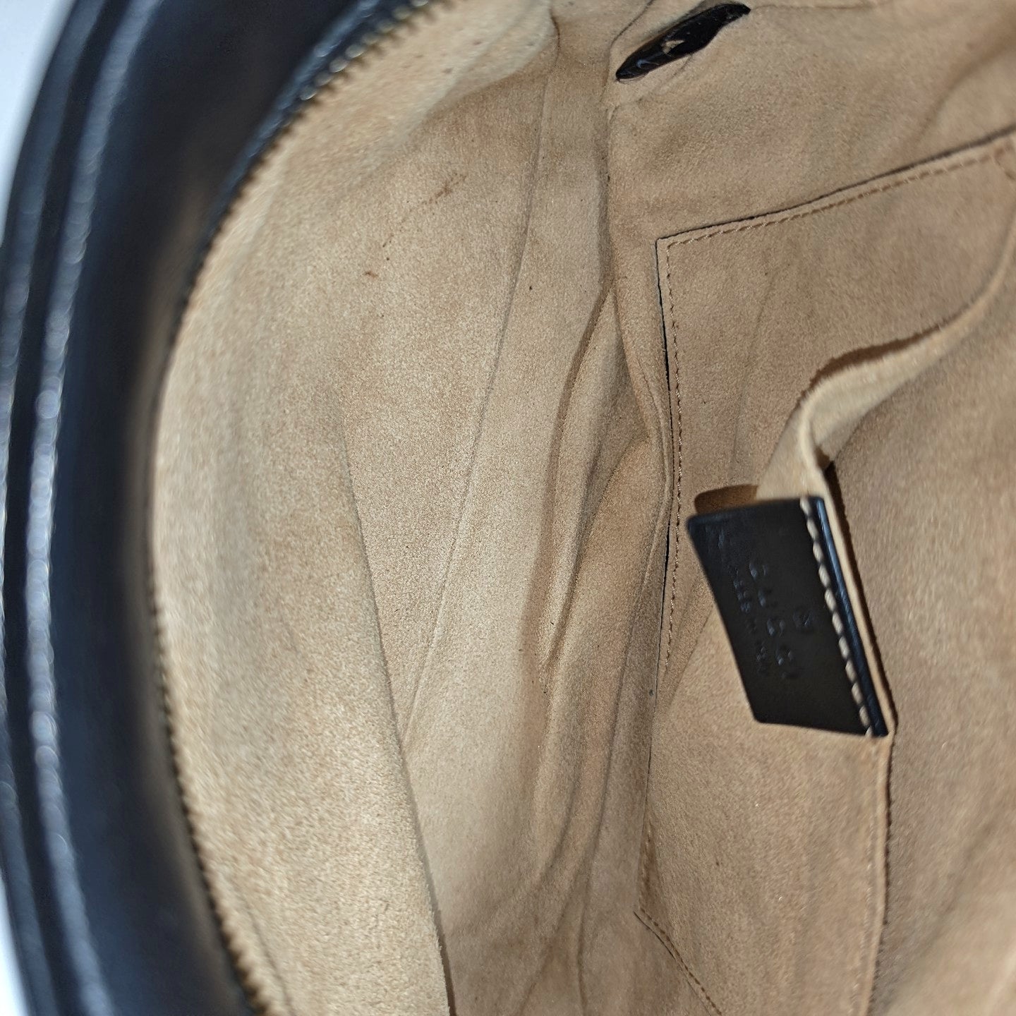 GG Marmont Small Quilted Calfskin Black