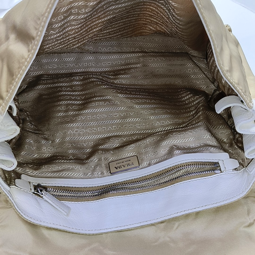 Nylon Beige