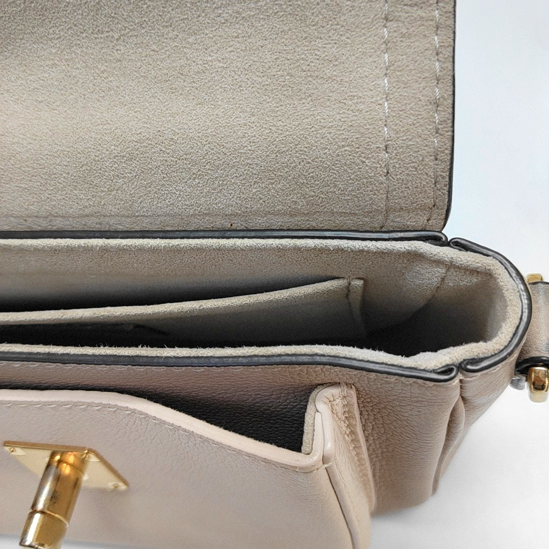 LOCKME TENDER Calfskin Beige
