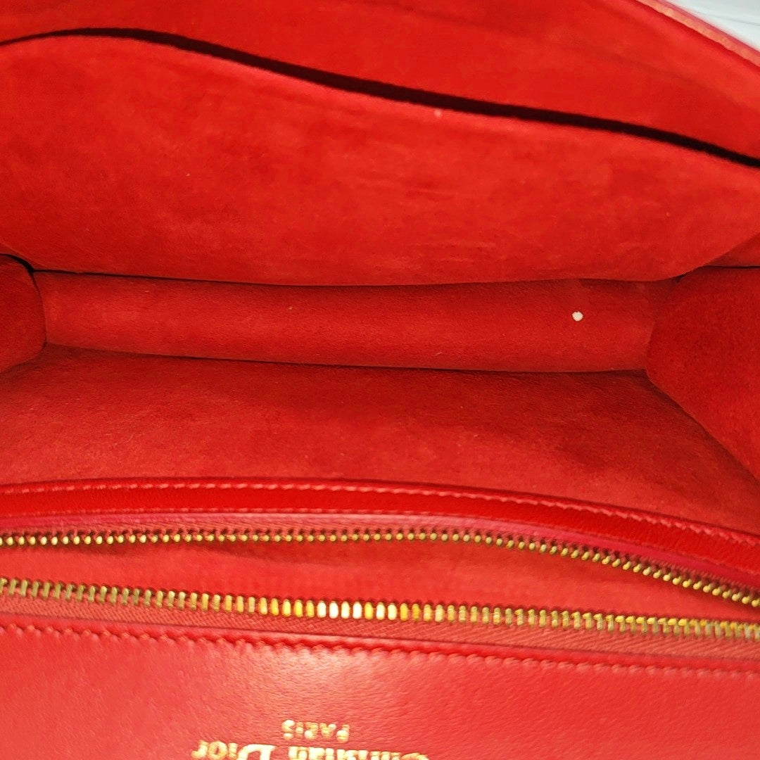 Authenticated pre-owned  Diorama Medium Lambskin Red - Shoulder Bag at Looply