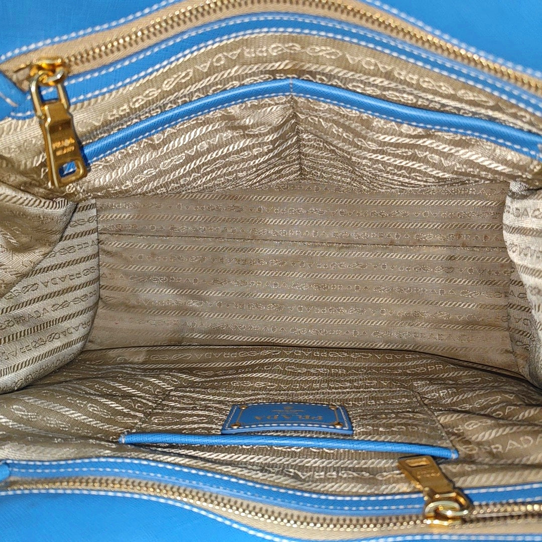 Canvas Shoulder Bag Brown
