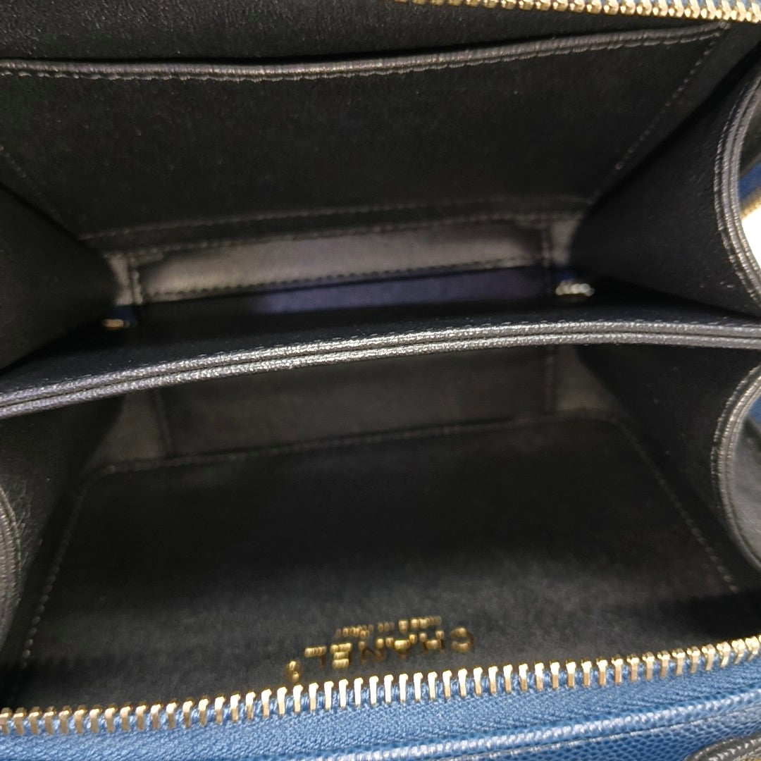 FILIGREE Small Quilted Grained Calfskin Blue