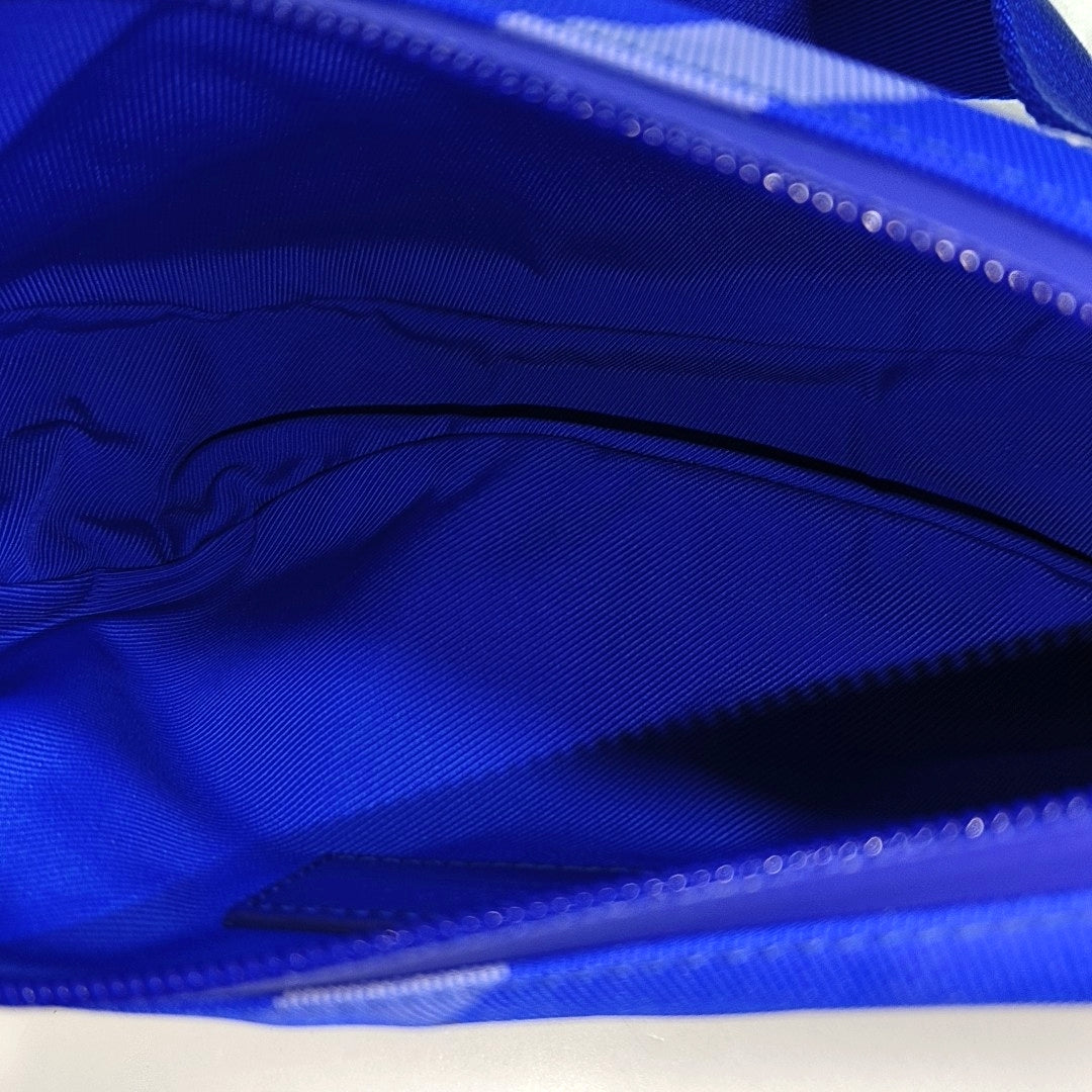 Canvas Blue