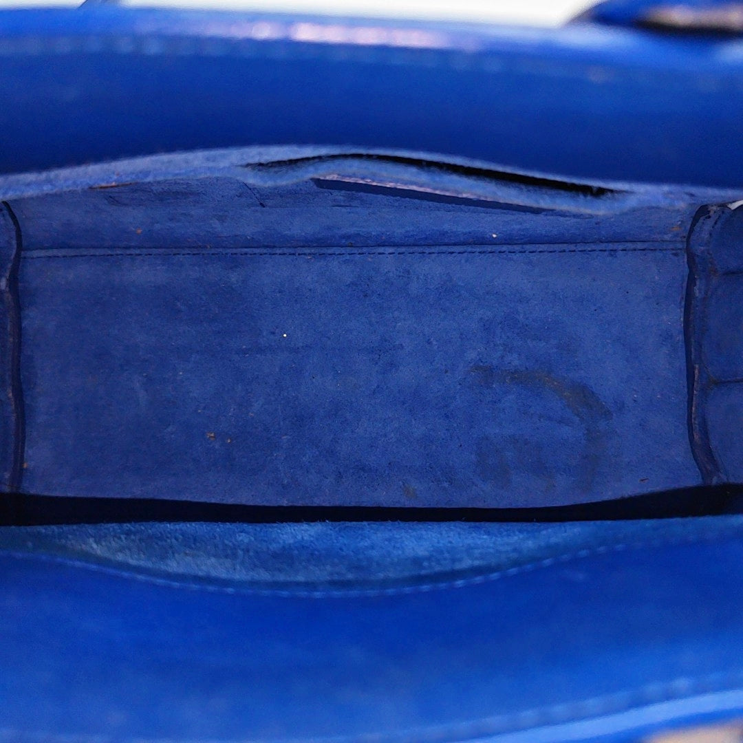 SAC DE JOUR Nano Calfskin Blue