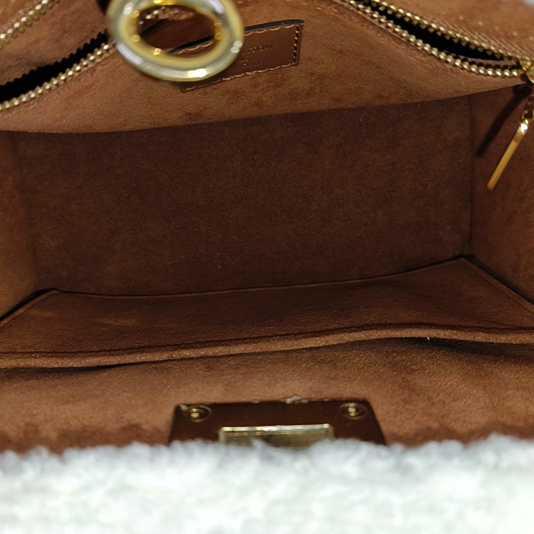 ON MY SIDE PM Calfskin Brown