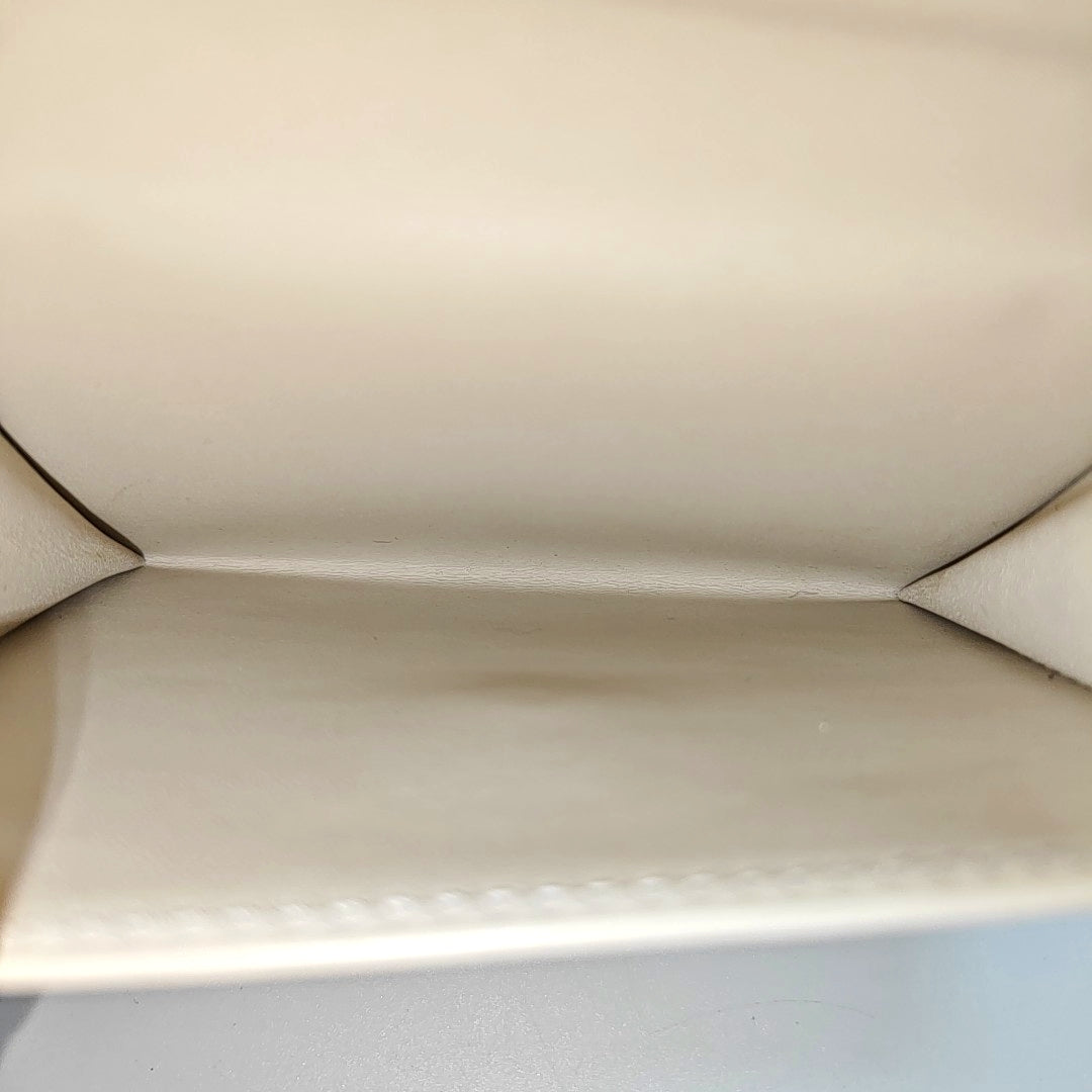SARAH Monogram Patent Leather White Card Holder