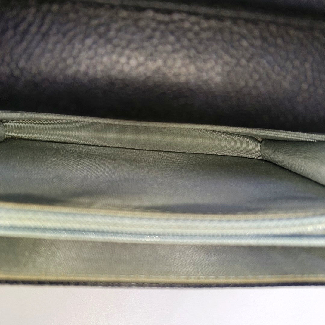 THREAD AROUND Quilted Grained Calfskin Blue