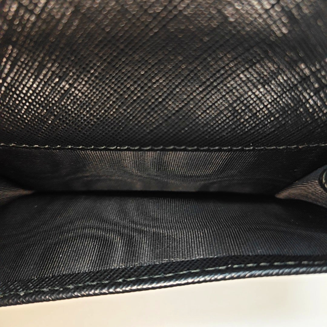 Authenticated pre-owned  Vara Calfskin Black Card Holder - Wallet at Looply