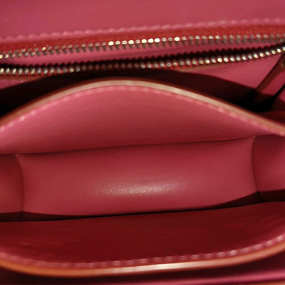 CLASSIC BOX Calfskin Pink
