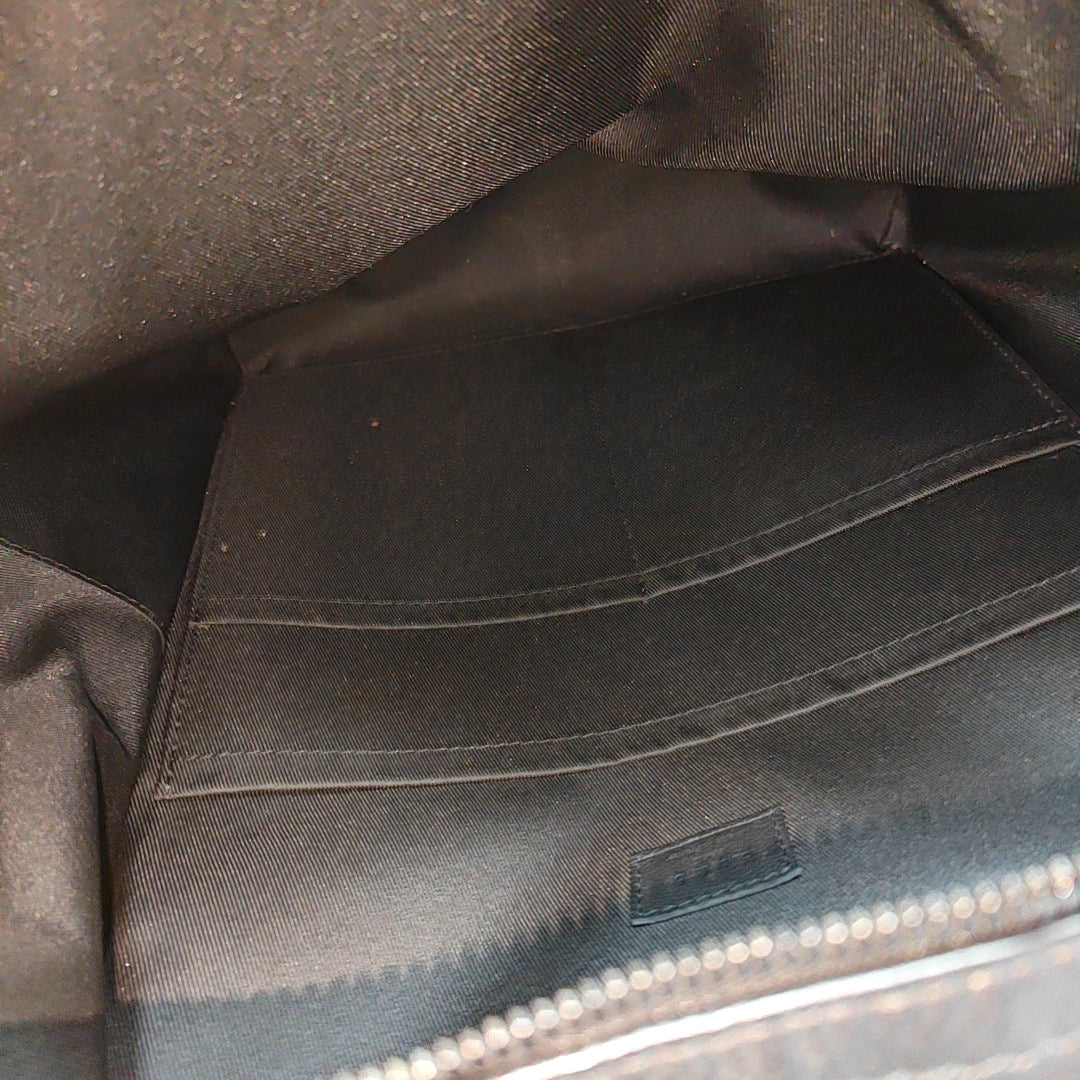 DISCOVERY Monogram Calfskin Black