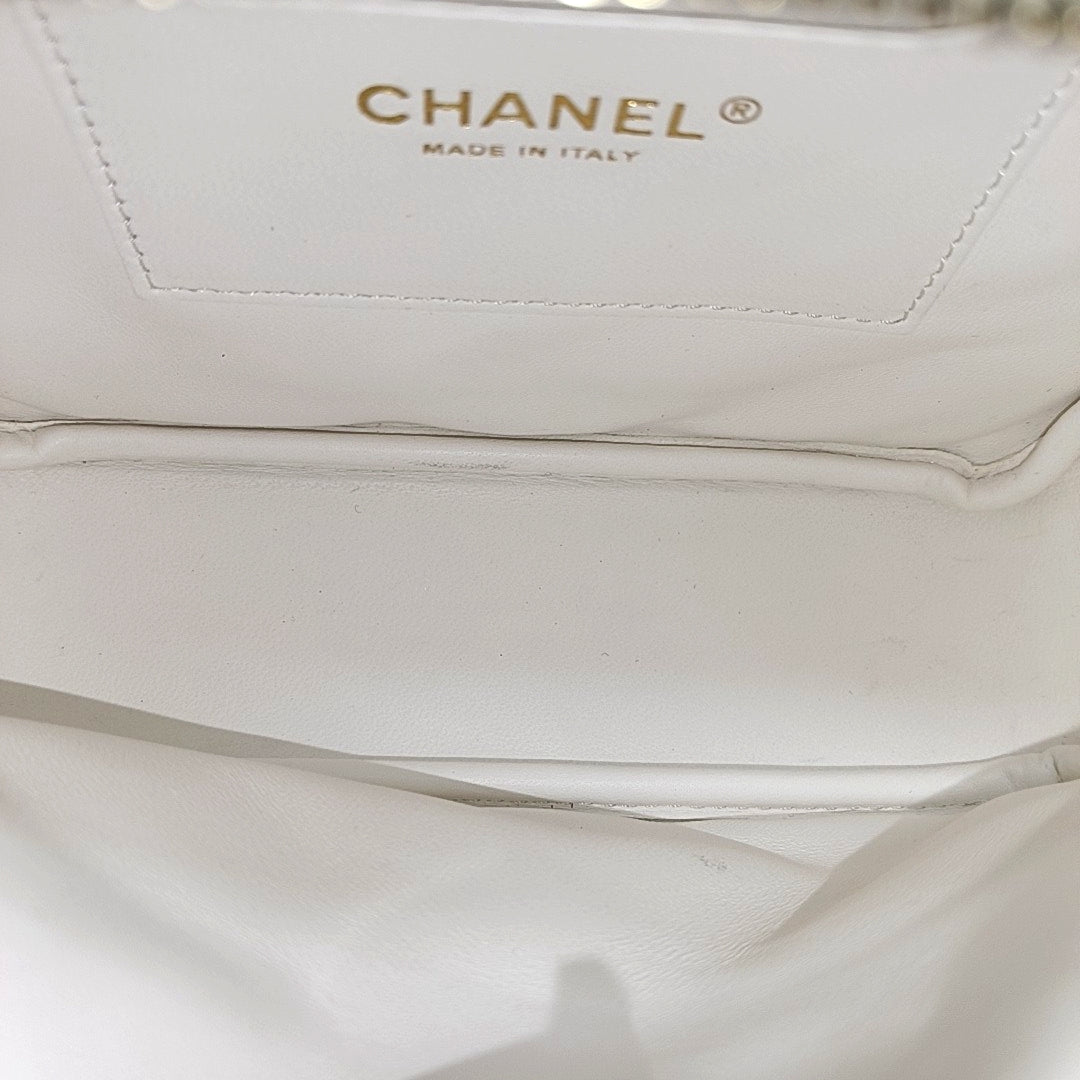 Quilted Lambskin White