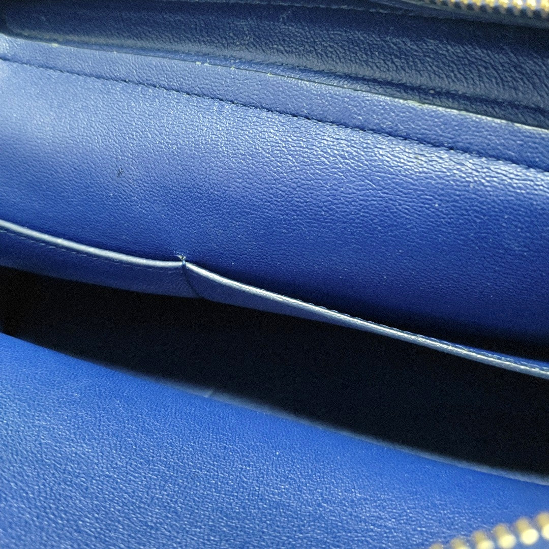 TRAPEZE Medium Calfskin Blue