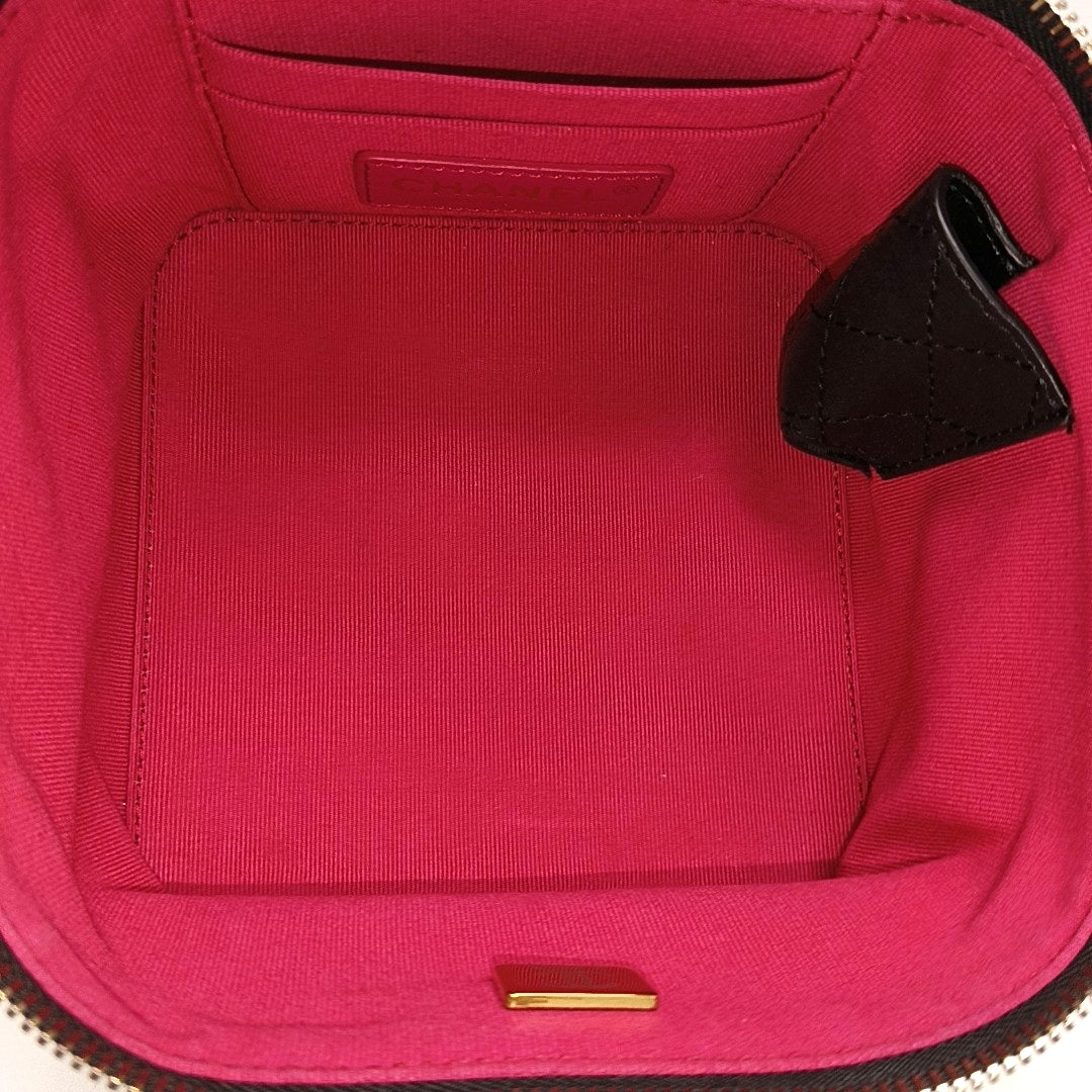 Quilted Calfskin Black