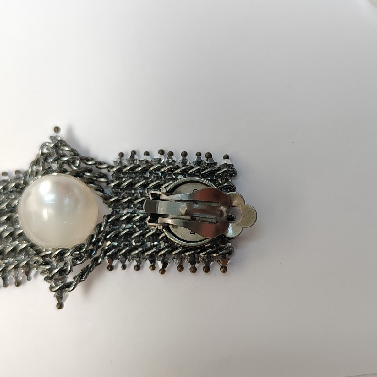Metal Gray Clip On Earrings