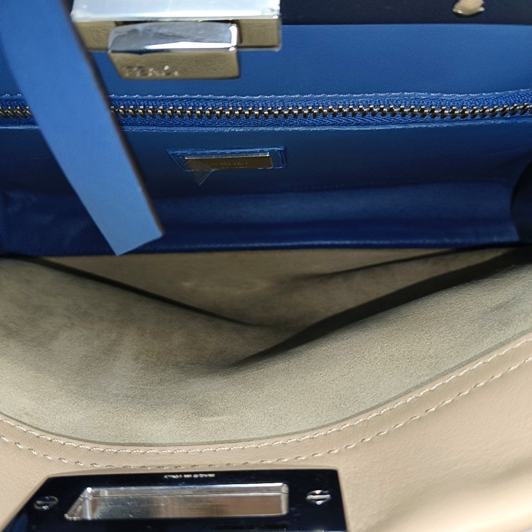 Peekaboo Medium Calfskin Beige