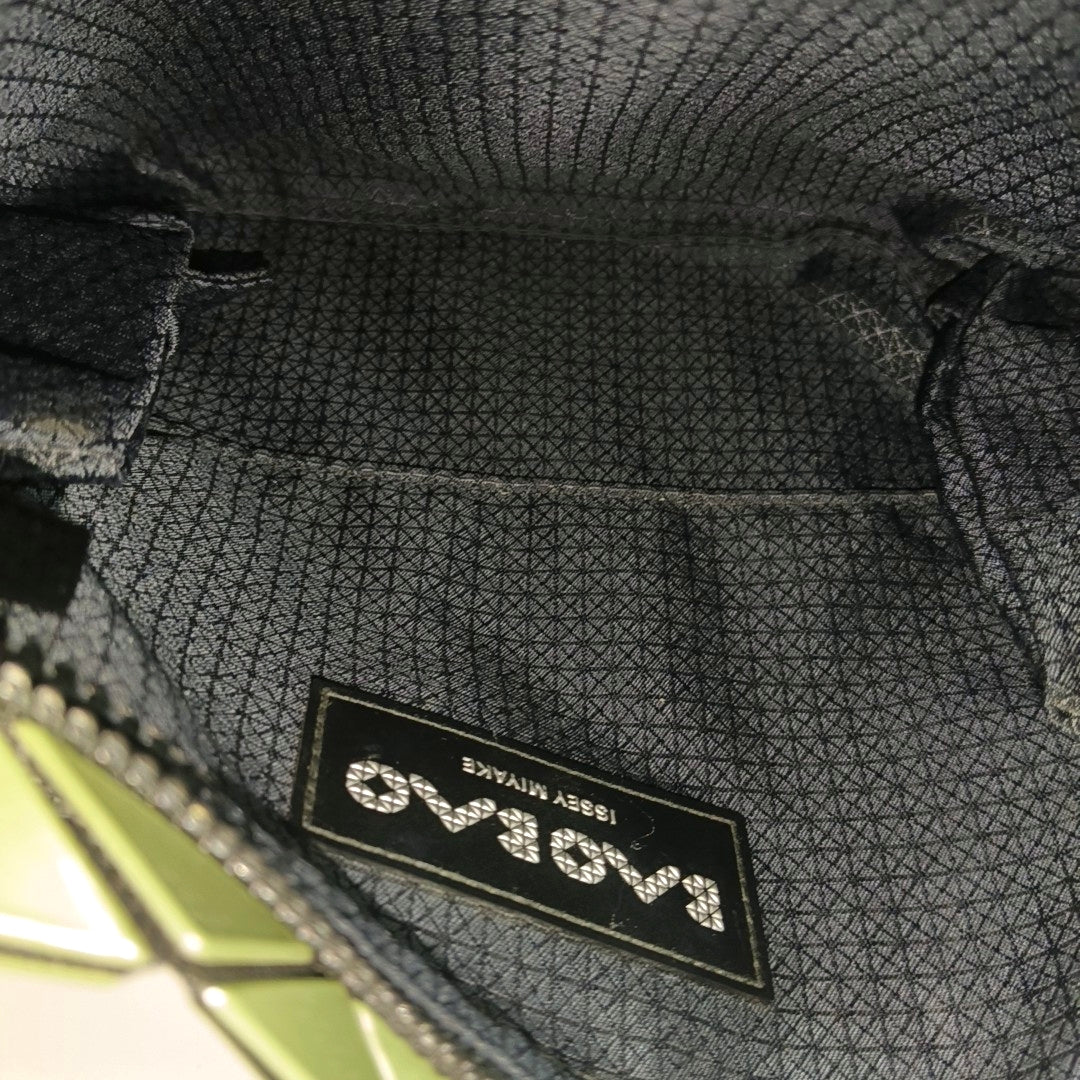 Special Material Shoulder Bag Green
