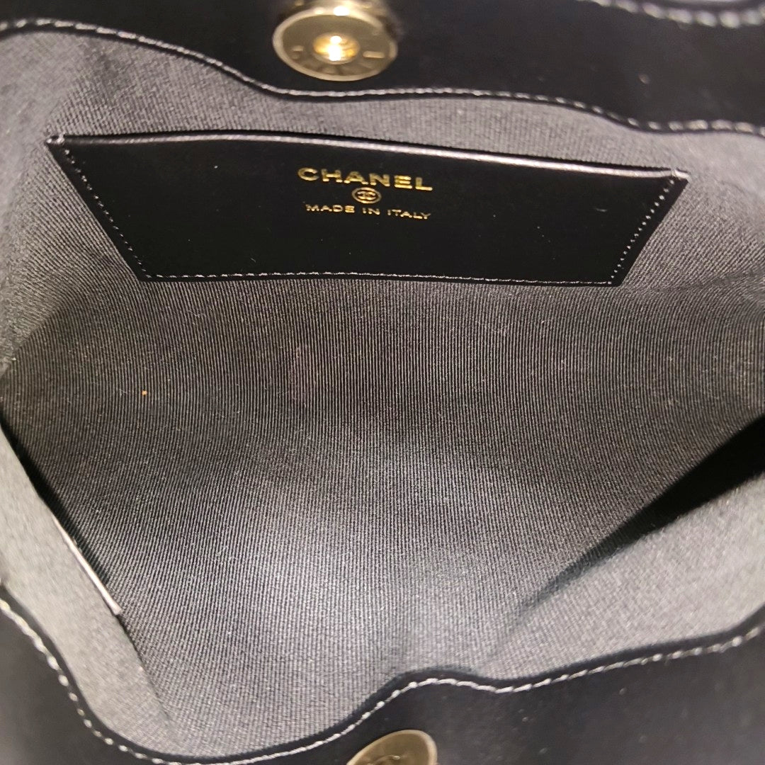CHANEL 31 Nano Quilted Calfskin Black
