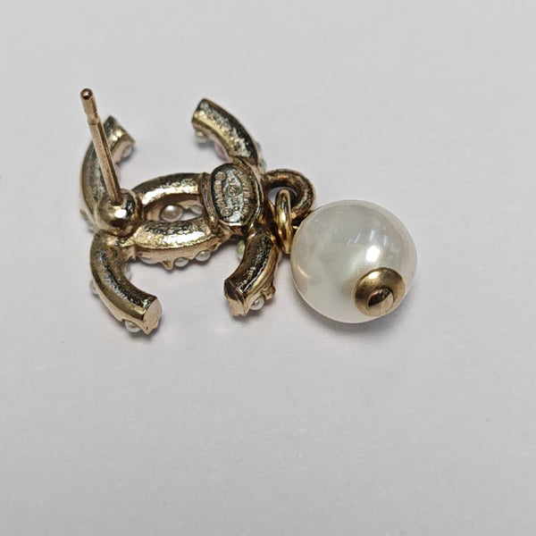 CC Logo Metal Gold Earrings