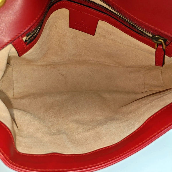 Authenticated pre-owned  GG Marmont Medium Quilted Calfskin Red - Shoulder Bag at Looply