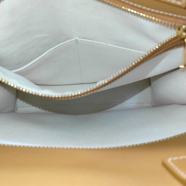 Authenticated pre-owned  CABAS CELINE Small Canvas White - Shoulder Bag at Looply