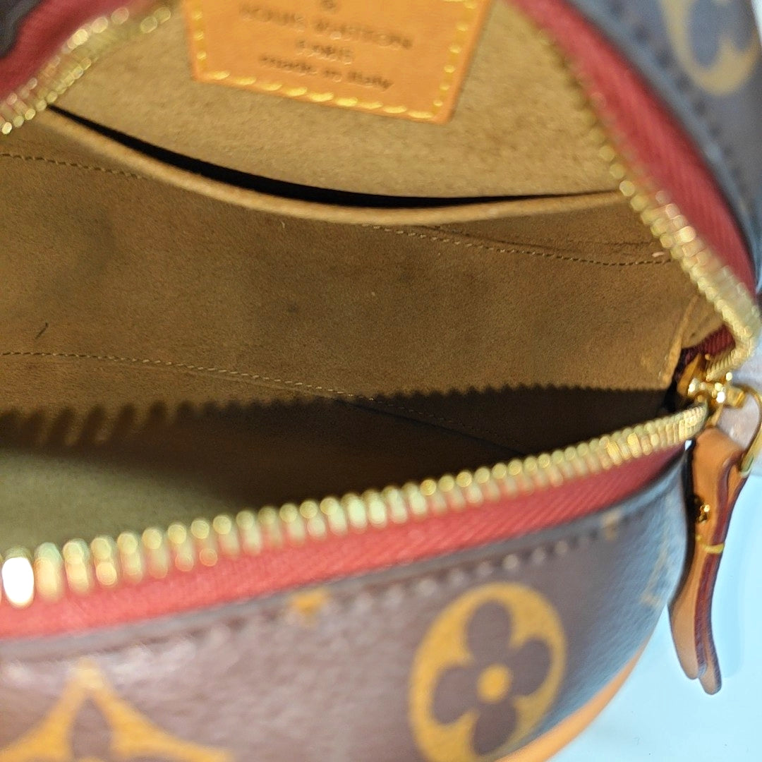 BOITE CHAPEAU PM Monogram Coated Canvas Brown