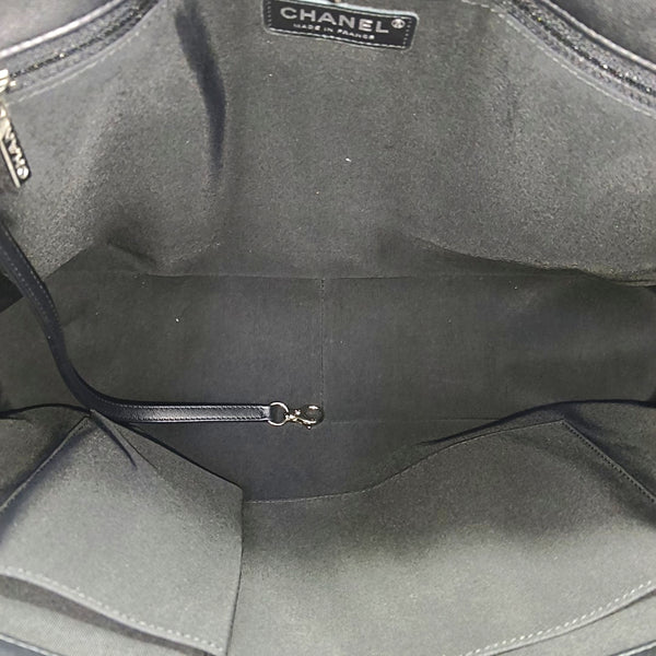 SURPIQUE Quilted Calfskin Black