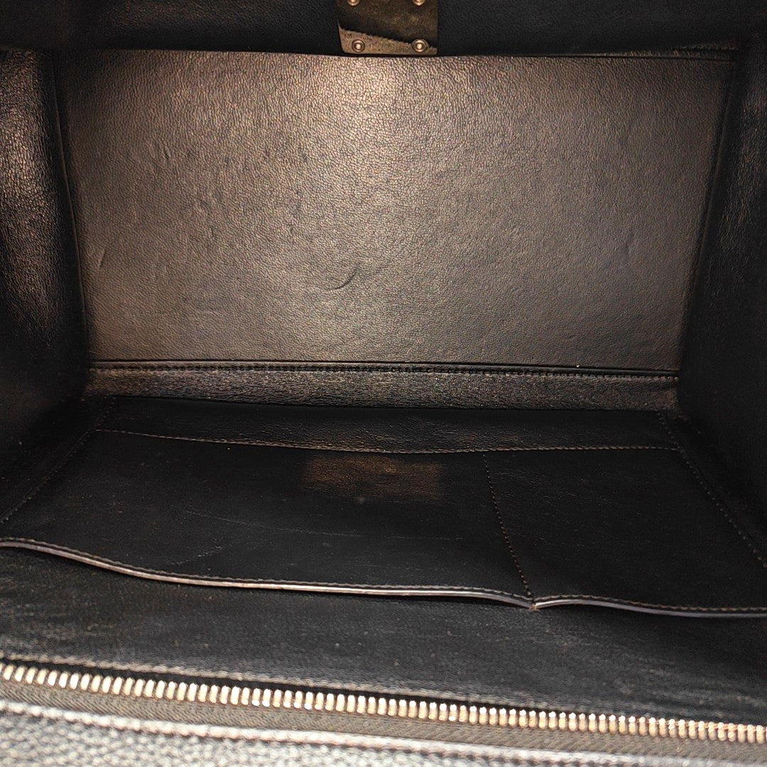 TRAPEZE Medium Calfskin Black