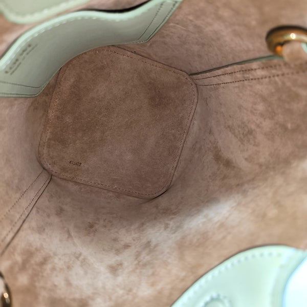 Pebble Bucket Calfskin Green