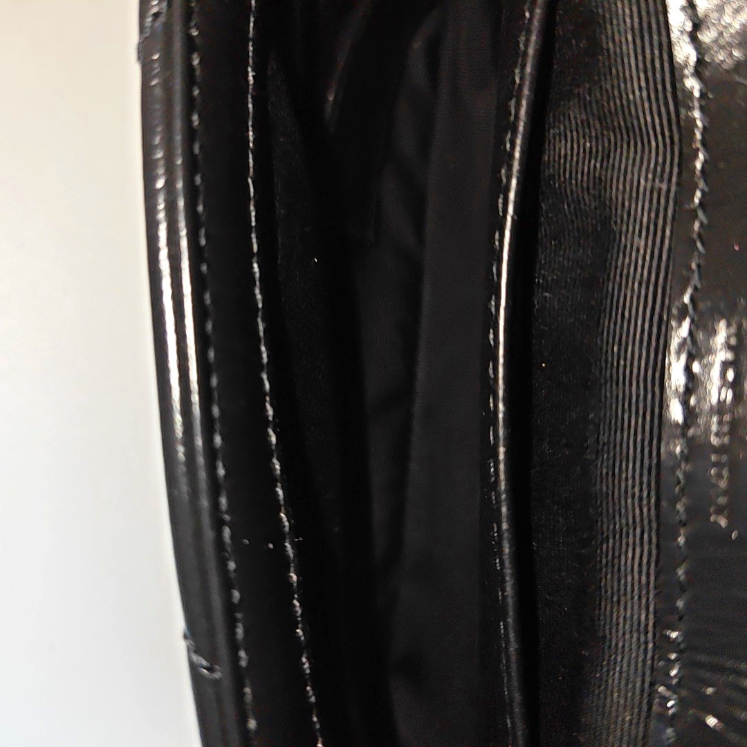 ENVELOPE Small Chevron Calfskin Black