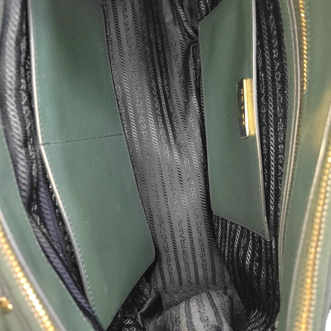 Galleria Extra Large Saffiano Calfskin Green