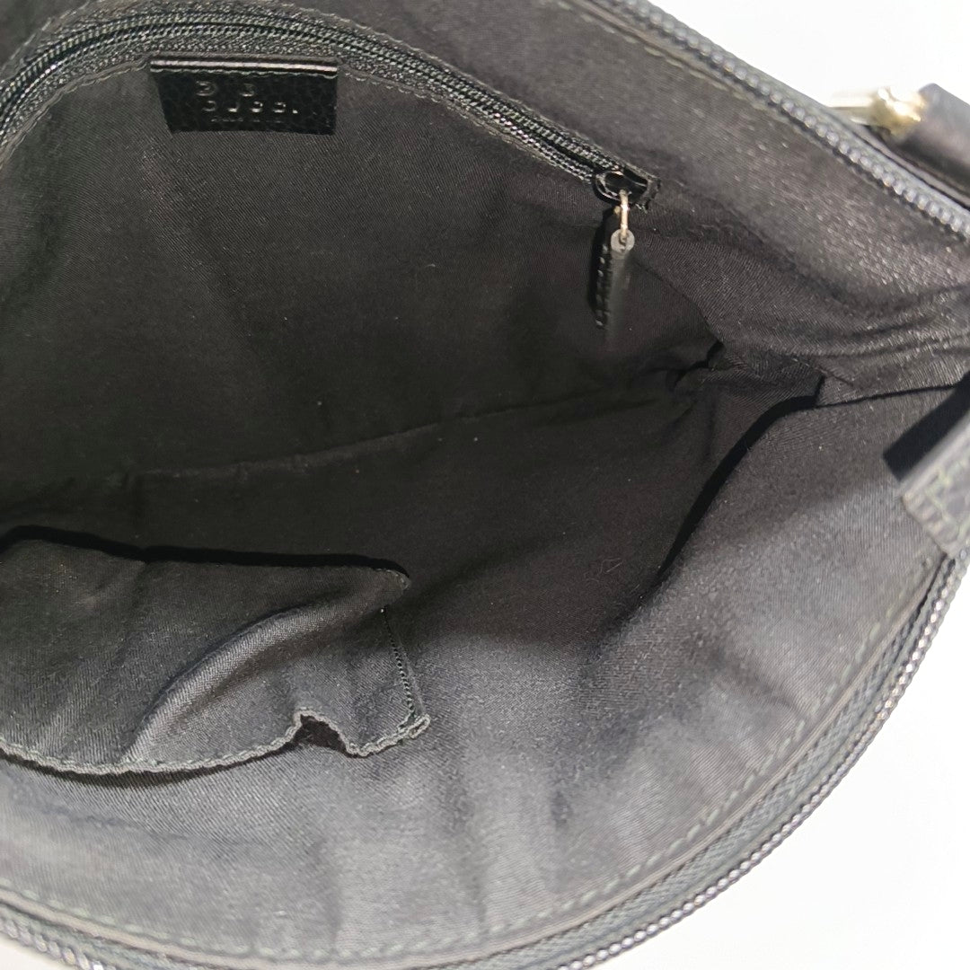 Monogram Canvas Black