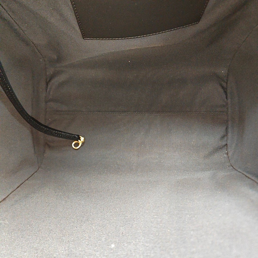 Quilted Grained Calfskin Tote Bag Black