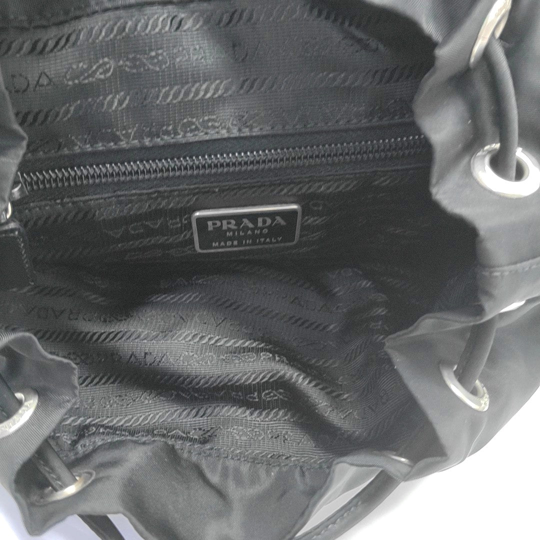 Vela Nylon Black