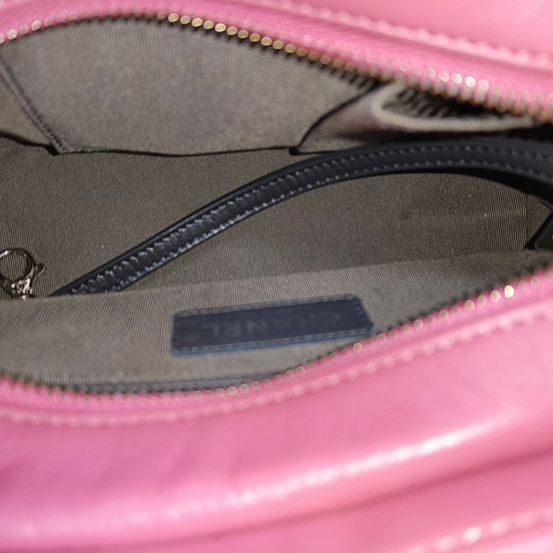 Authenticated pre-owned  GABRIELLE Small Quilted Calfskin Multicolor - Shoulder Bag at Looply