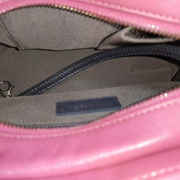 Authenticated pre-owned  GABRIELLE Small Quilted Calfskin Multicolor - Shoulder Bag at Looply
