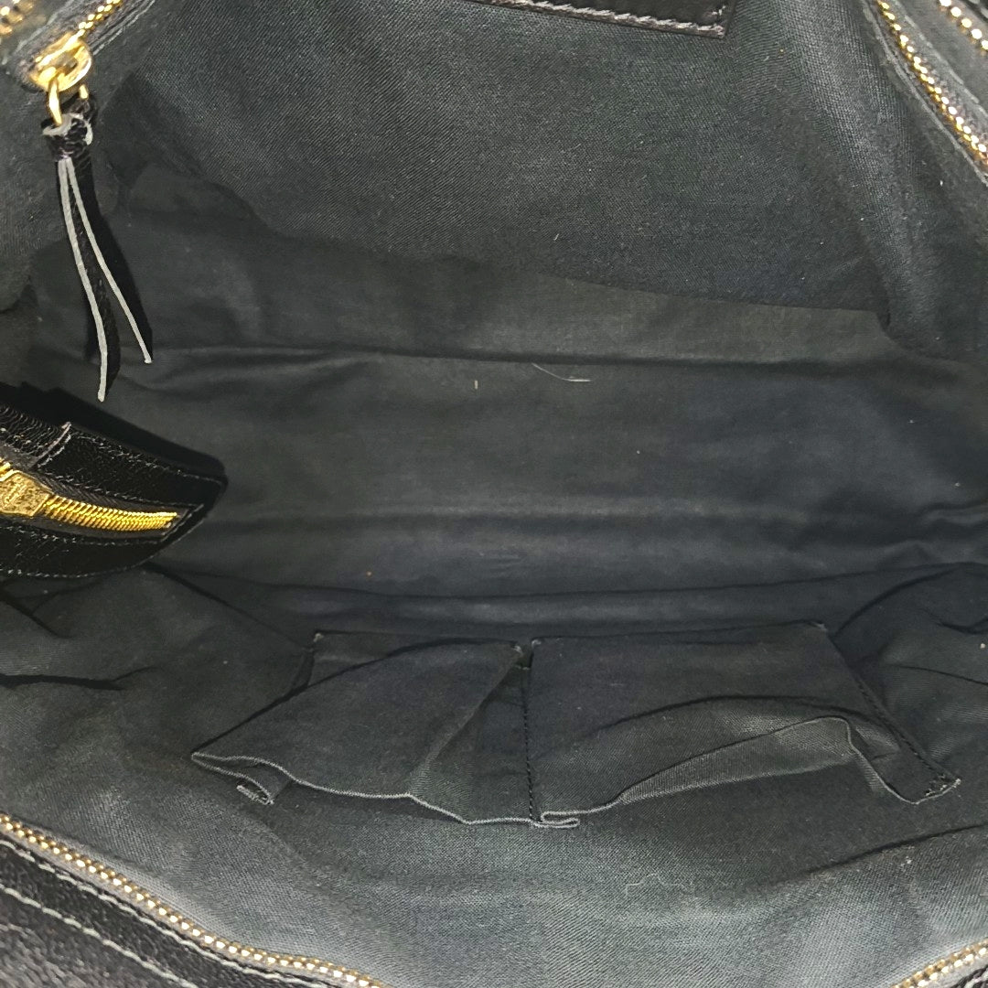 Classic Metallic Edge City Medium Lambskin Black