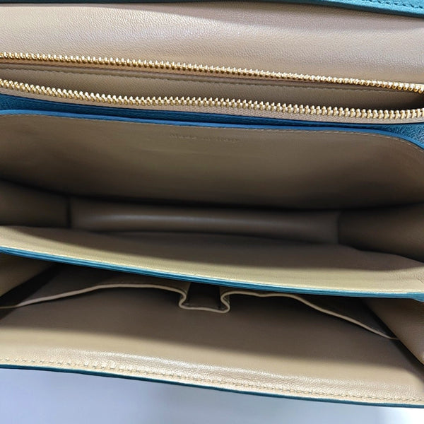 Authenticated pre-owned  CLASSIC BOX Medium Calfskin Blue - Shoulder Bag at Looply