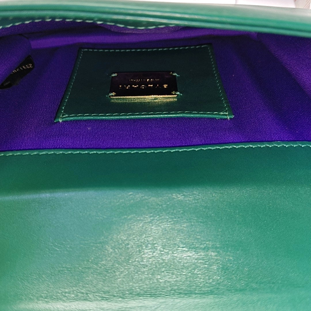 SERPENTI FOREVER Small Stingray Leather Green