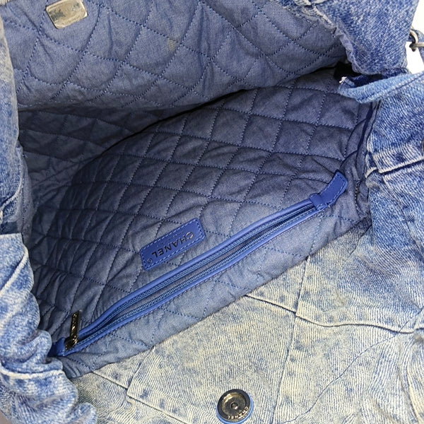 CHANEL 22 Small Quilted Denim Blue