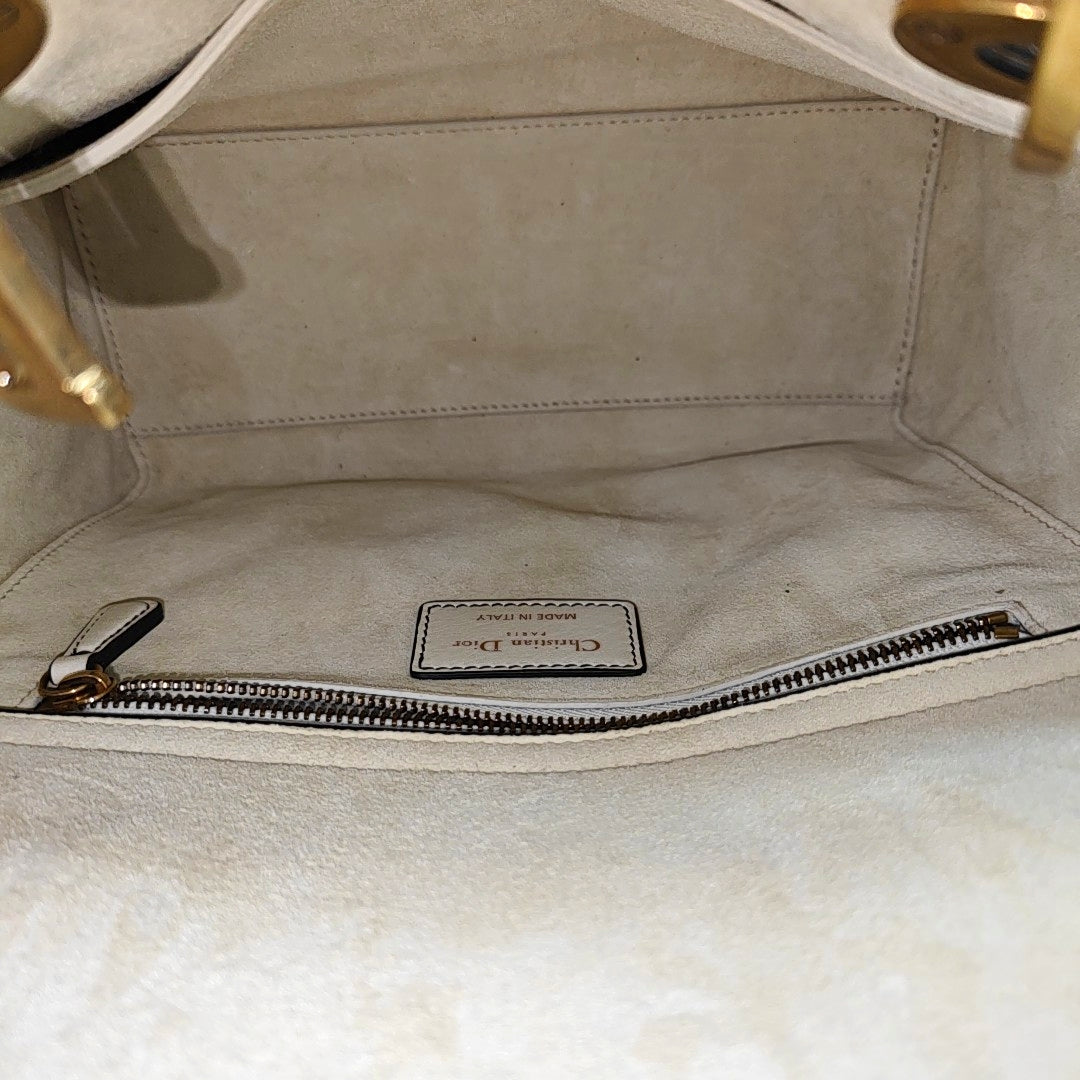 Lady Dior Medium Leather White