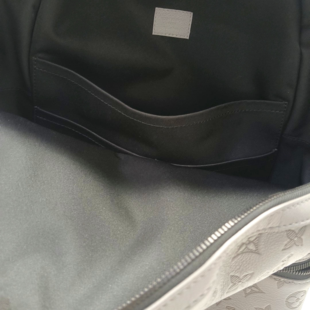 DISCOVERY Monogram Calfskin Gray