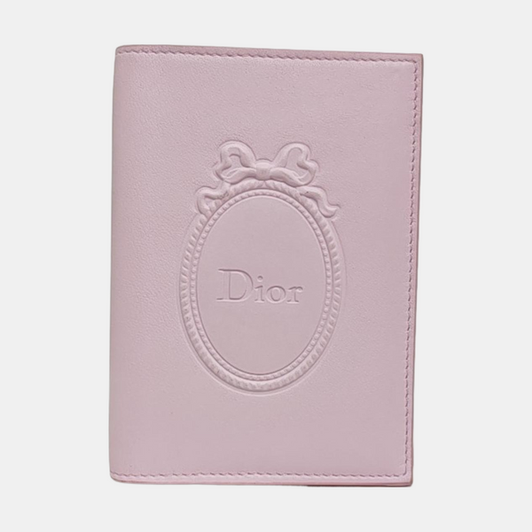 Salon  Médaillon Calfskin Pink Passport Holder