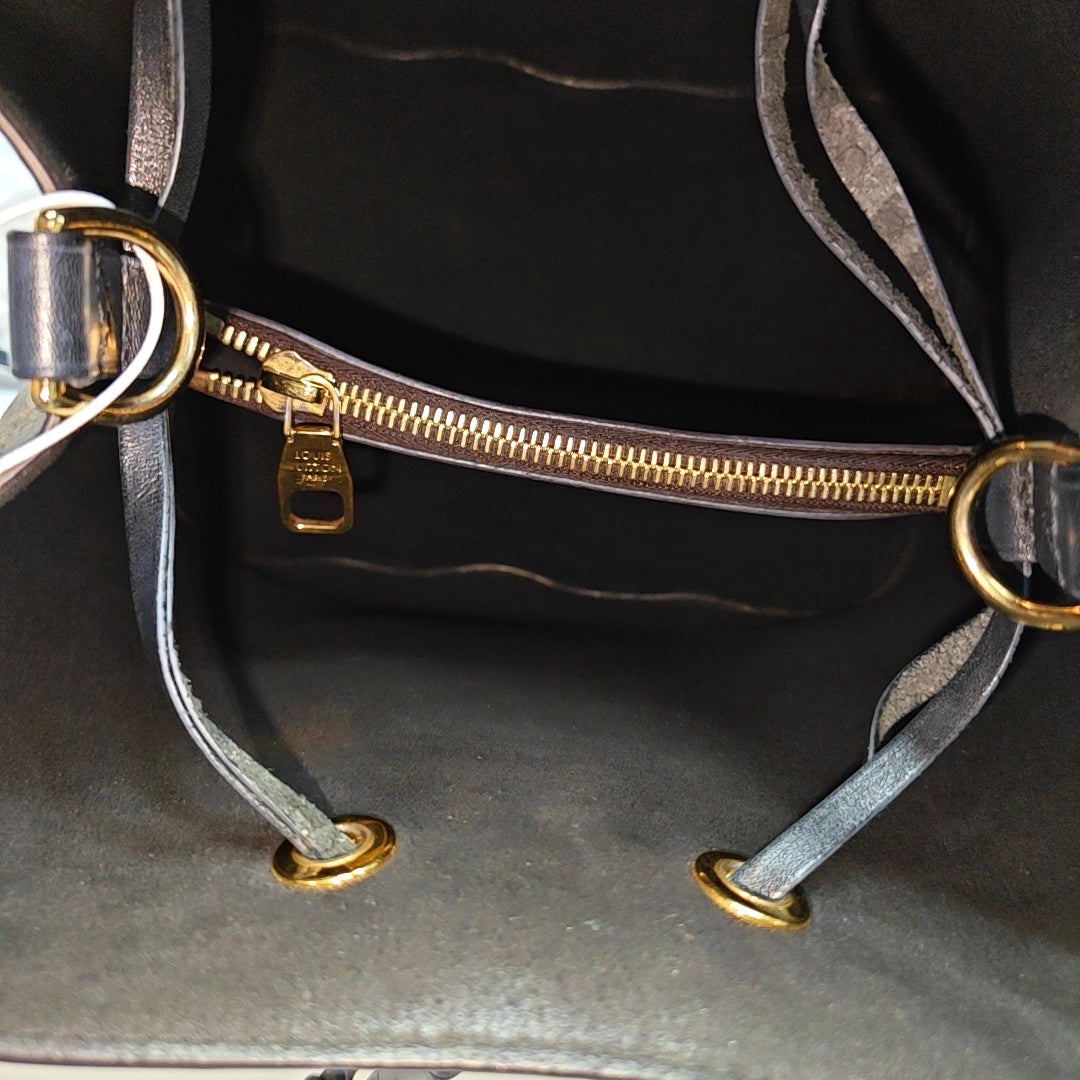 NÉONOÉ MM Monogram Coated Canvas Brown