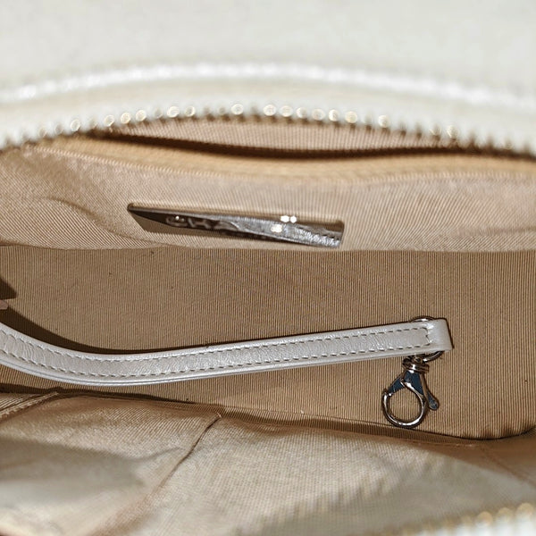 GABRIELLE Small Chevron Calfskin White