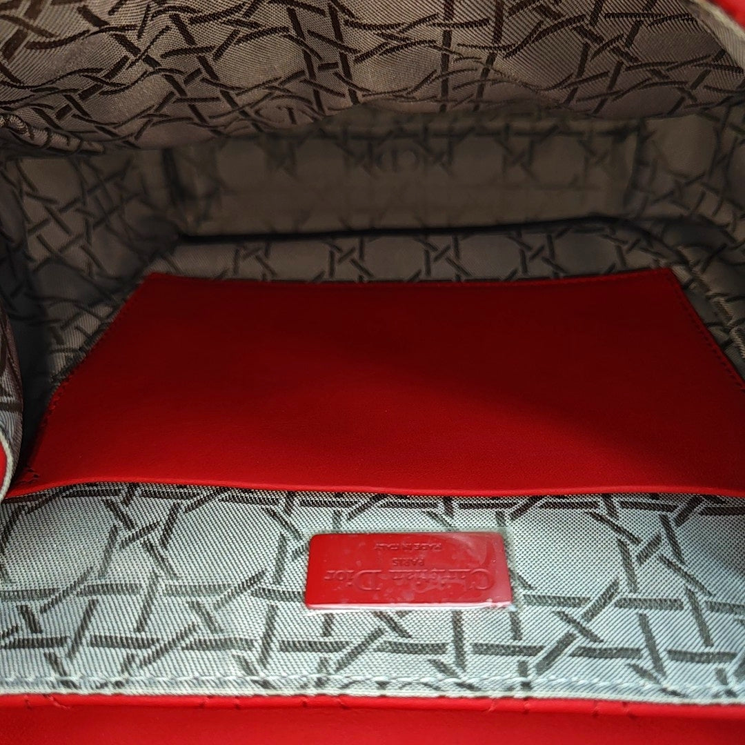 Stardust Cannage Calfskin Red