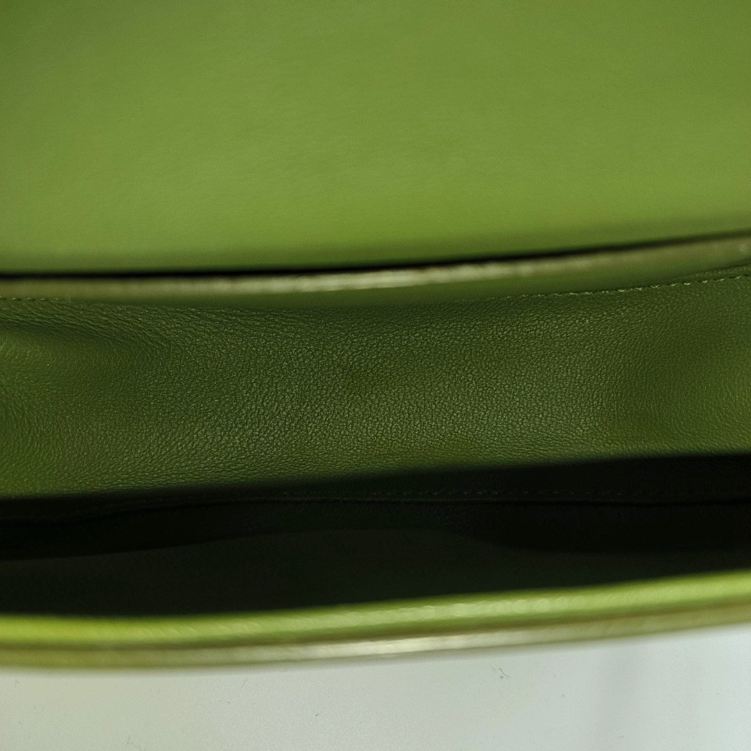 CRÉCY Small Calfskin Green